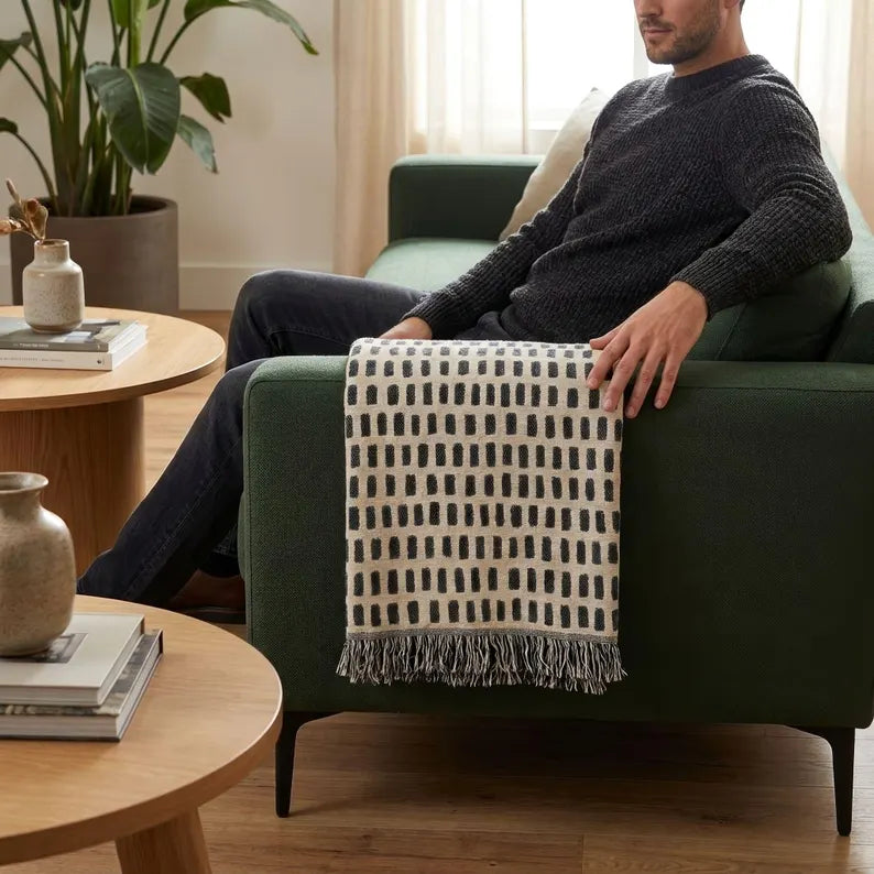 Hand-Drawn Grid Texture Woven Blanket | Black Cream Minimalist Throw